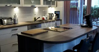 von_poll_real_estate_property_SM830_image_12