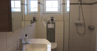 von_poll_real_estate_property_SM830_image_15