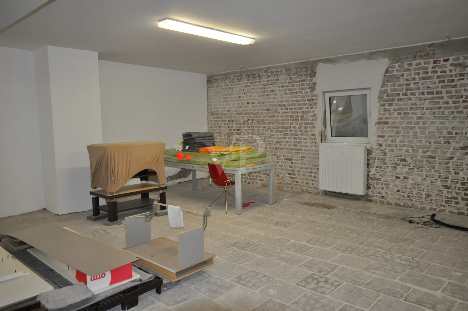 Monolocale su 3 livelli tra scogliere di gesso e mare