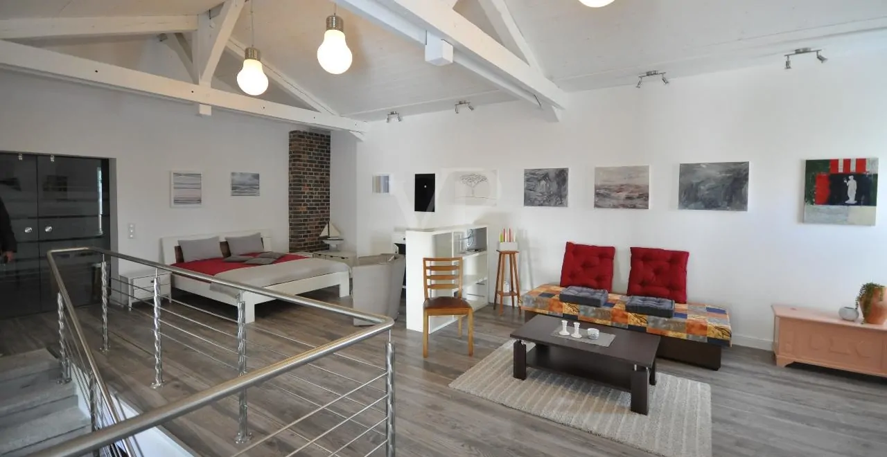 Atelierwohnung auf 3 Ebenen zwischen Kreide und Meer