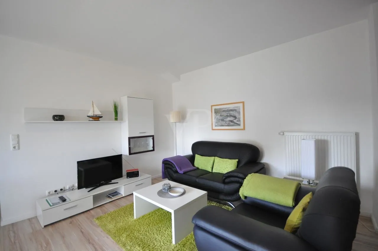 Monolocale su 3 livelli tra scogliere di gesso e mare