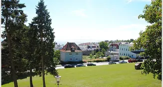 von_poll_real_estate_property_BQ997_image_0