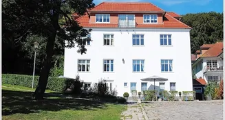 von_poll_real_estate_property_BQ997_image_2