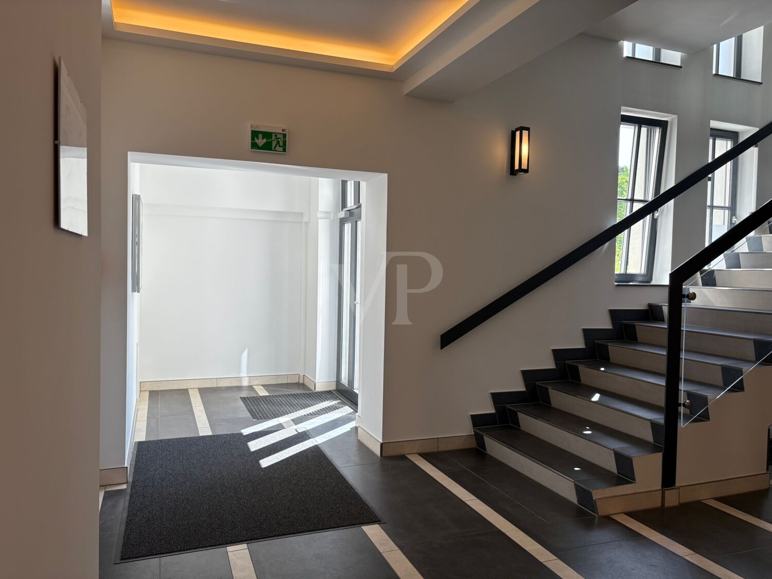 **Moderne Eigentumswohnung mit großem Balkon, Meerblick und Komfortausstattung in Haus 4 Natura – Südstrand 206**
