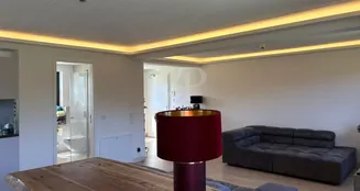 von_poll_real_estate_property_VB231_image_20