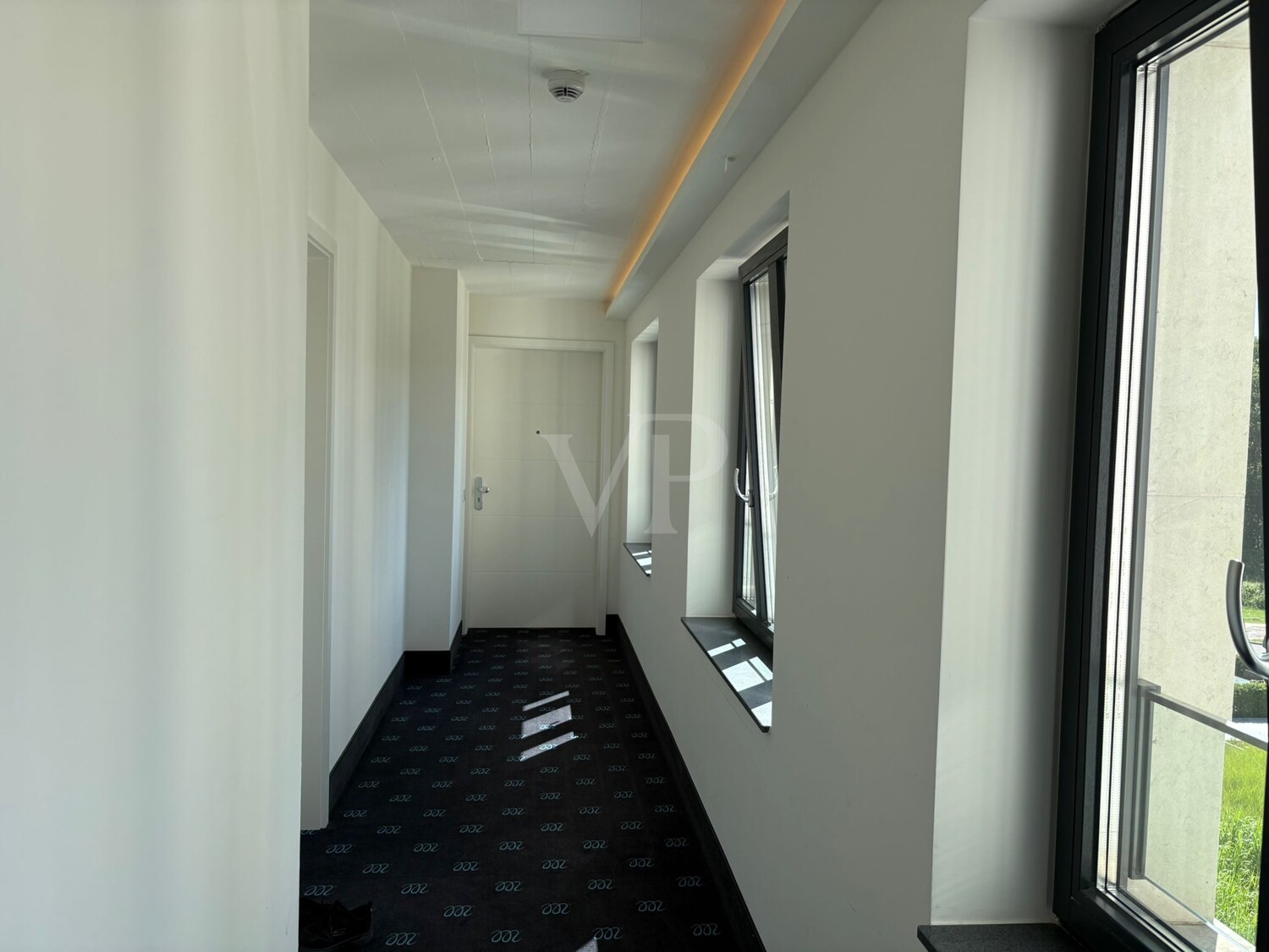 **Moderne Eigentumswohnung mit großem Balkon, Meerblick und Komfortausstattung in Haus 4 Natura – Südstrand 206**