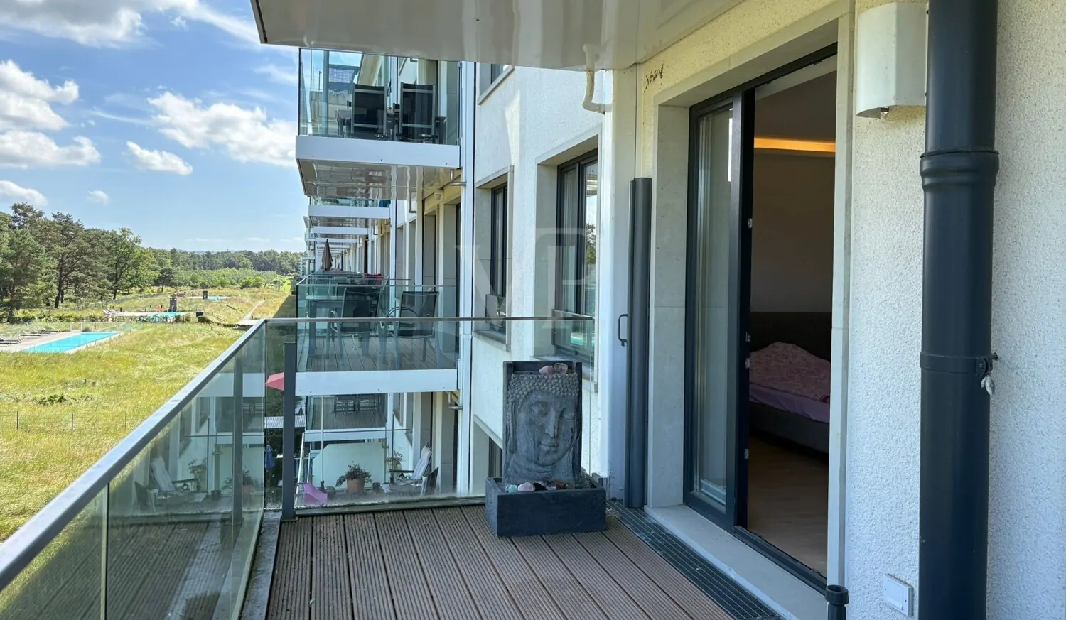 **Moderne Eigentumswohnung mit großem Balkon, Meerblick und Komfortausstattung in Haus 4 Natura – Südstrand 206**