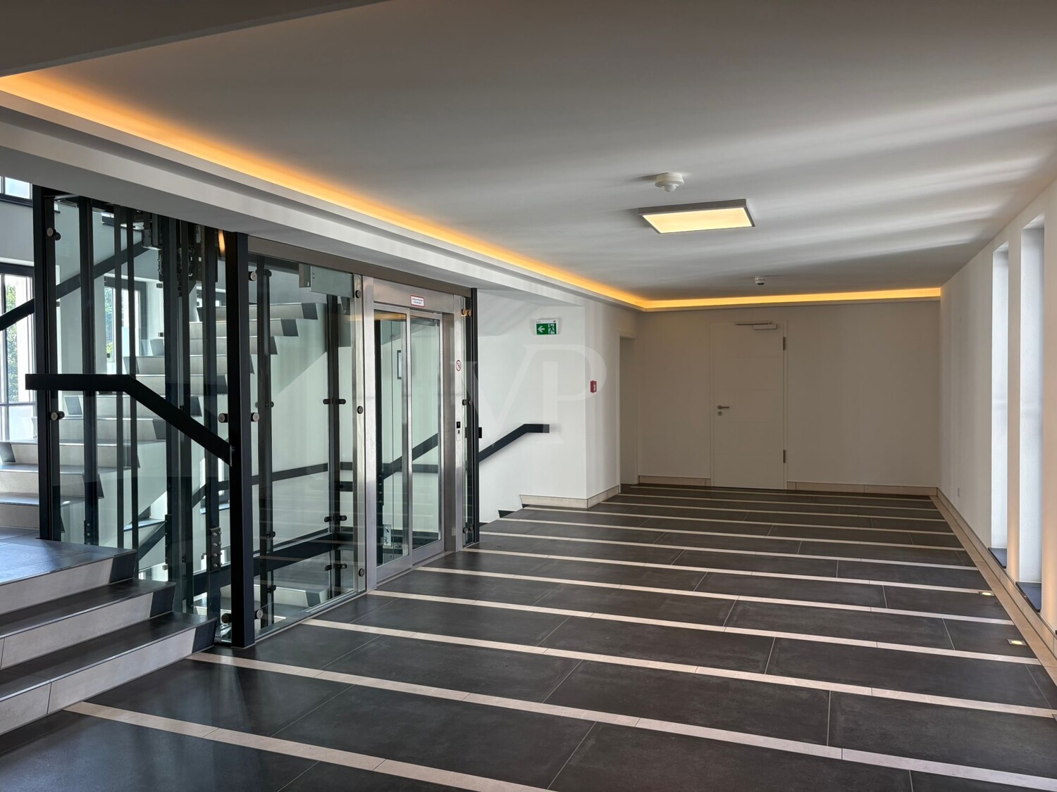 **Moderne Eigentumswohnung mit großem Balkon, Meerblick und Komfortausstattung in Haus 4 Natura – Südstrand 206**