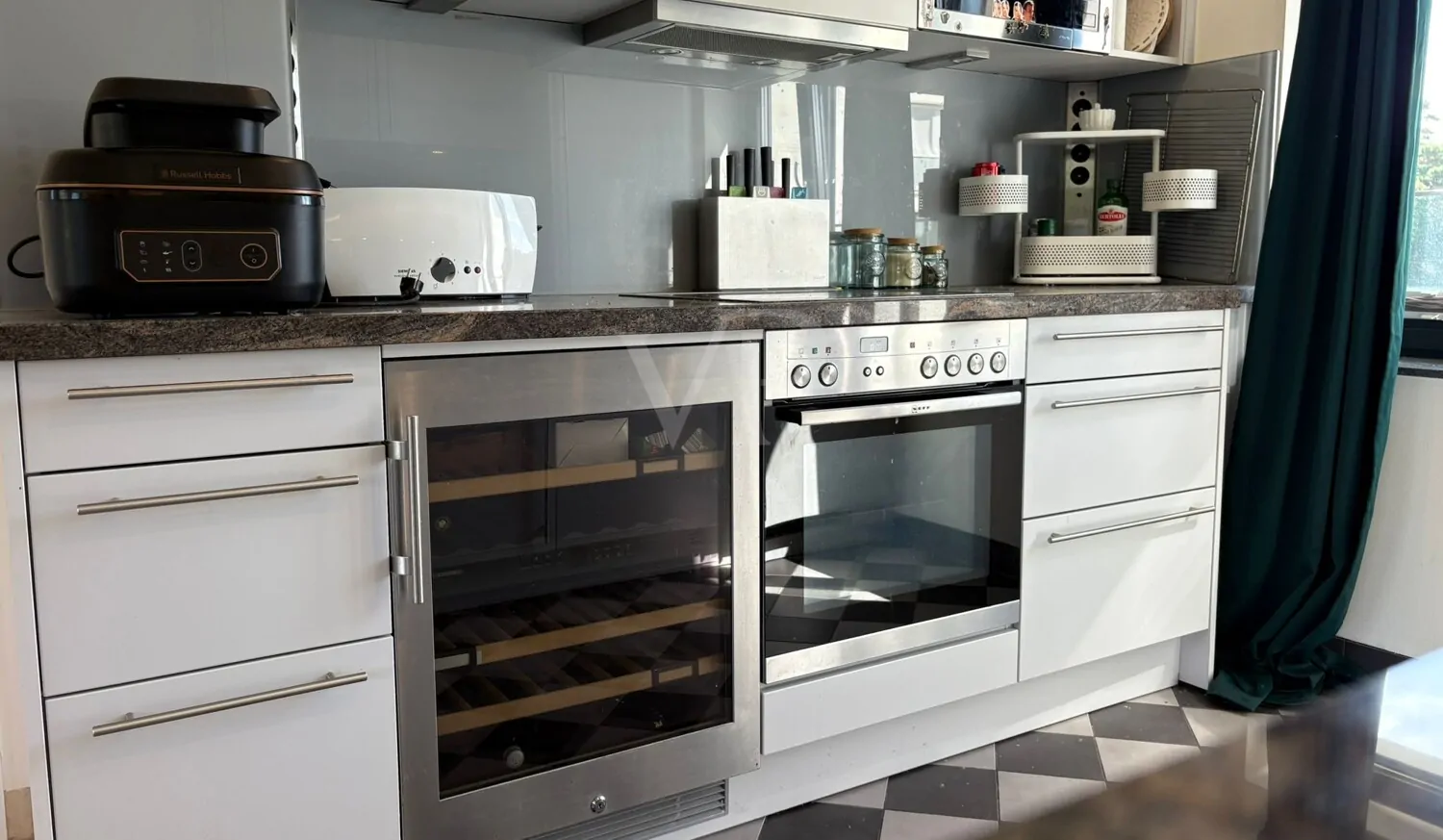 **Moderne Eigentumswohnung mit großem Balkon, Meerblick und Komfortausstattung in Haus 4 Natura – Südstrand 206**