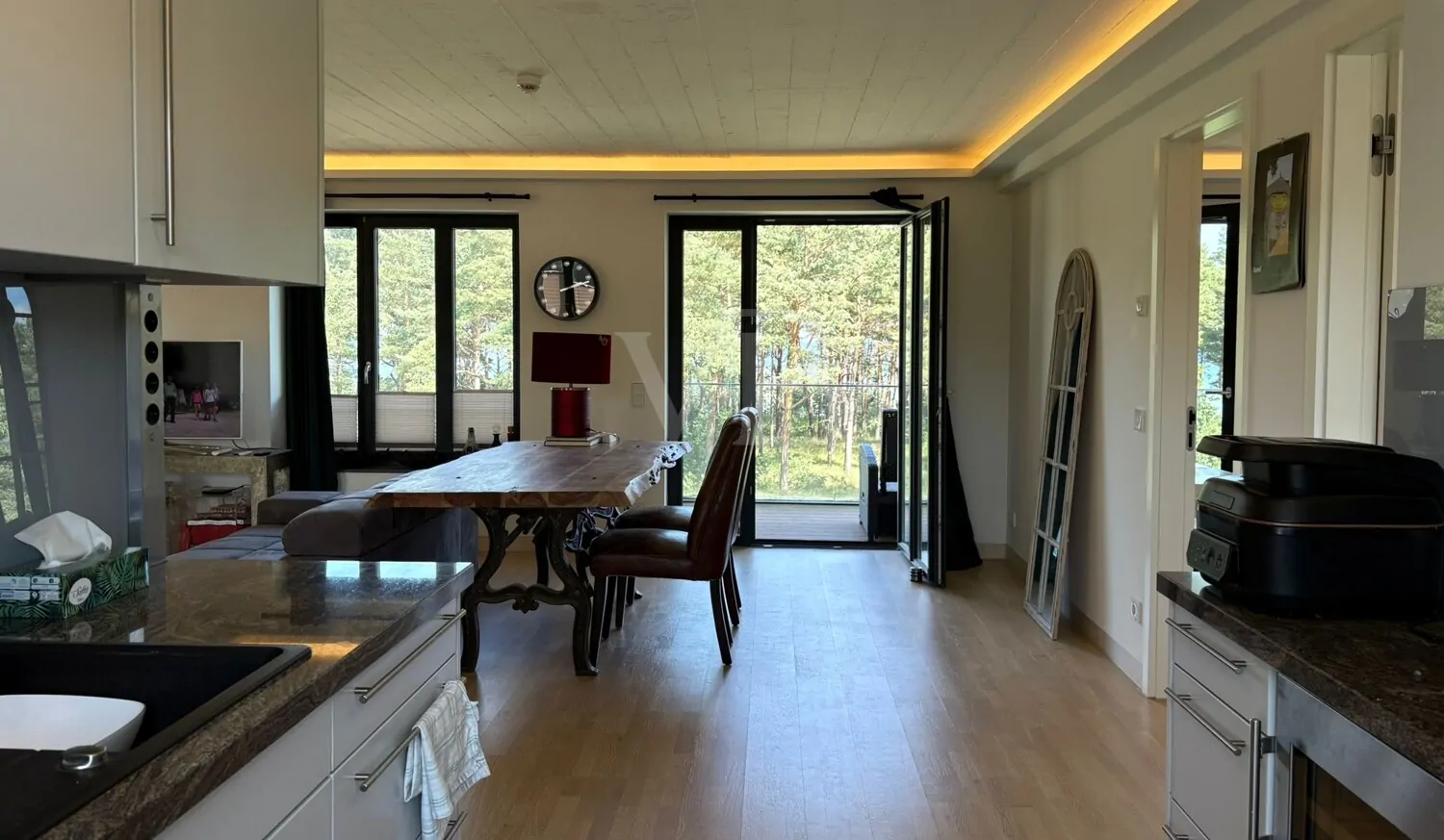 **Moderne Eigentumswohnung mit großem Balkon, Meerblick und Komfortausstattung in Haus 4 Natura – Südstrand 206**