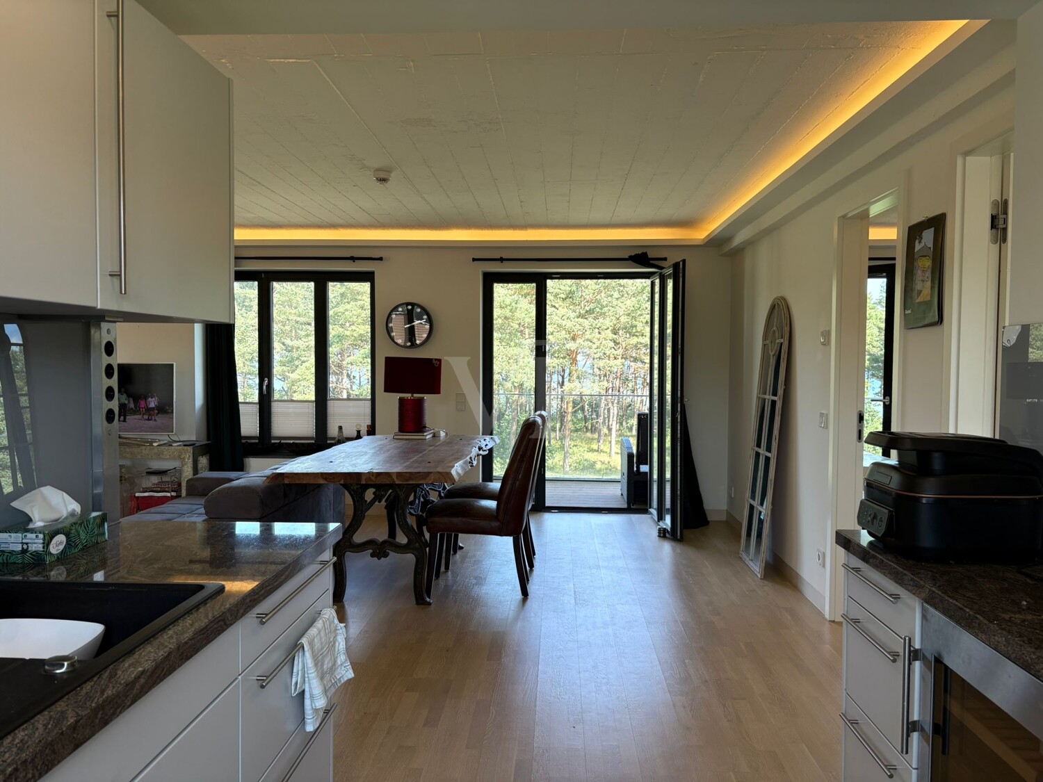 **Moderne Eigentumswohnung mit großem Balkon, Meerblick und Komfortausstattung in Haus 4 Natura – Südstrand 206**