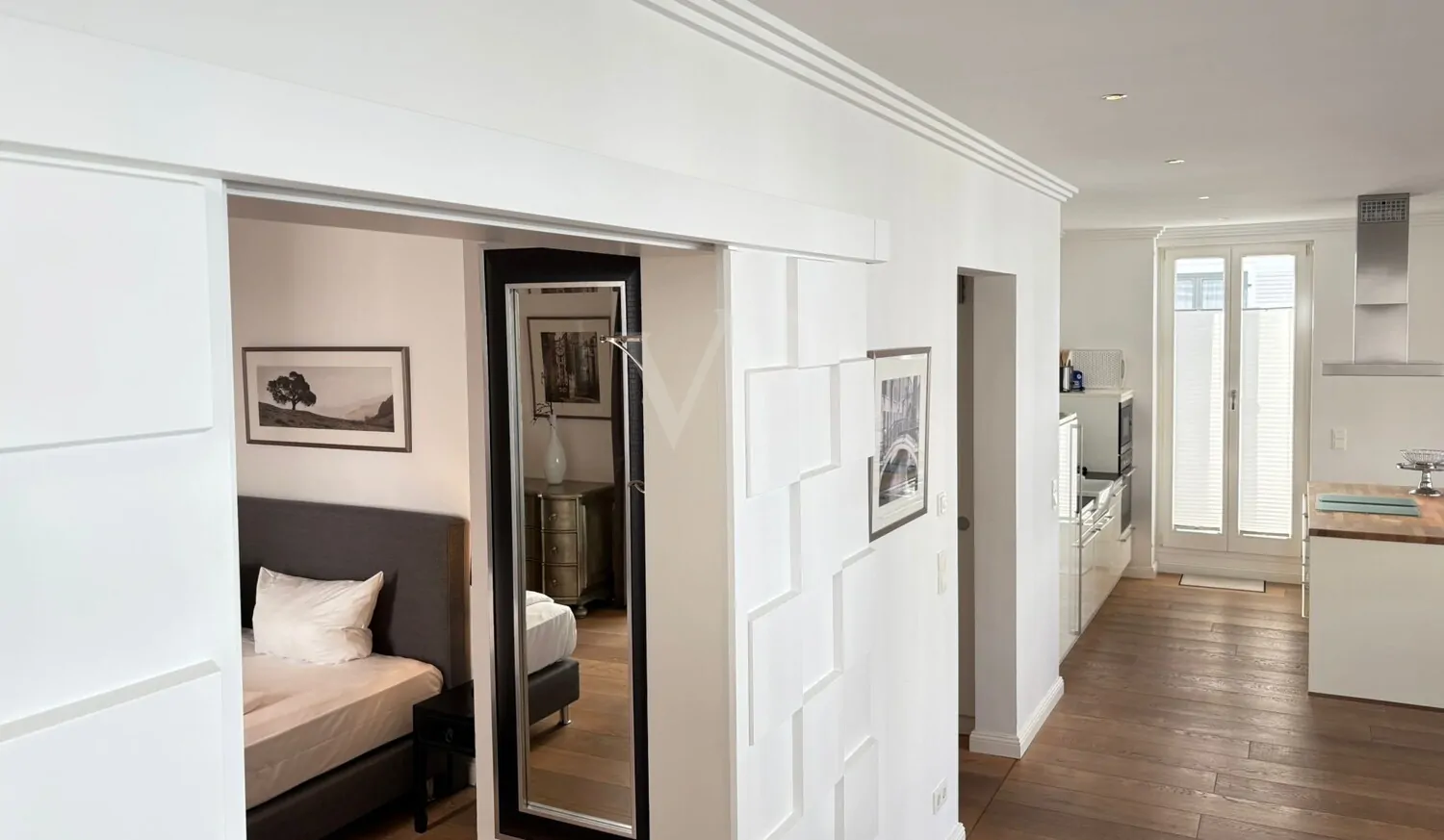 Stilvolles Refugium mit Kaminflair, Sonne und Poolgenuss