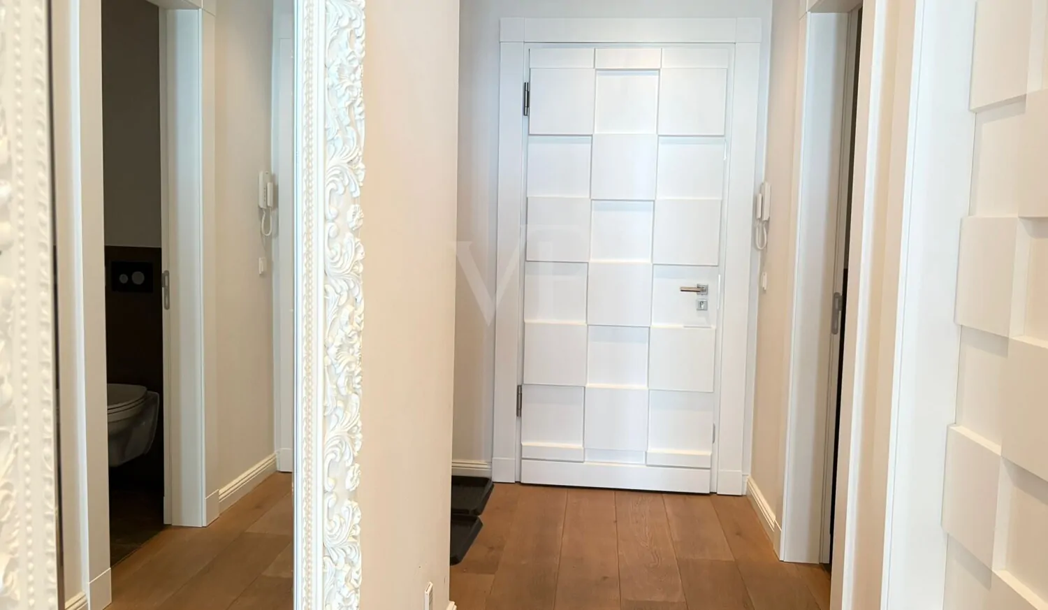 Stilvolles Refugium mit Kaminflair, Sonne und Poolgenuss