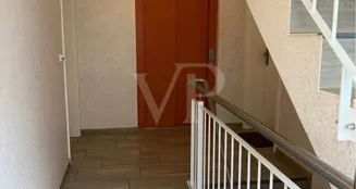 von_poll_real_estate_property_QD771_image_7