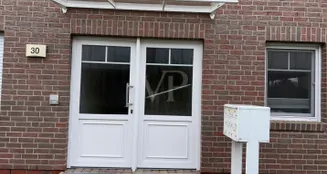 von_poll_real_estate_property_QD771_image_5