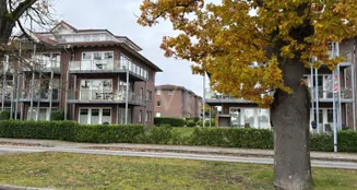 von_poll_real_estate_property_QD771_image_2