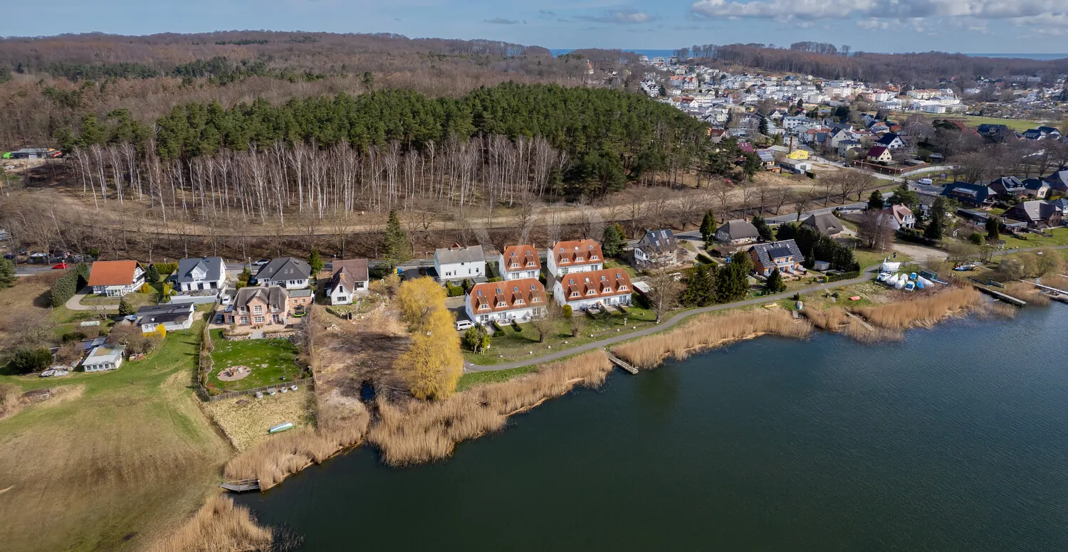 Sonnenverwöhntes Wassergrundstück am Selliner See mit Bootszugang