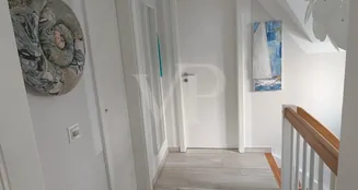 von_poll_real_estate_property_KH050_image_24