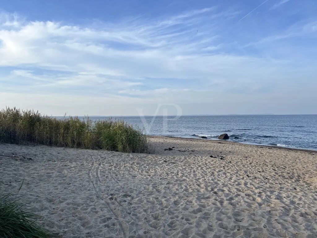 Bestlage: Moderne Doppelhaushälfte in Strandnähe mit großzügigem Wohngefühl