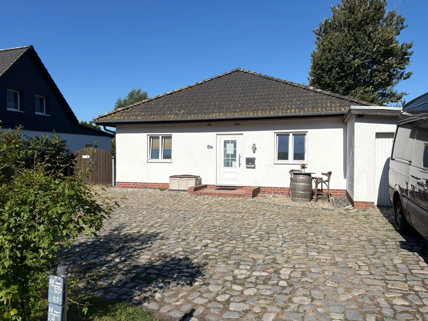 Charmantes Einfamilienhaus im Finca-Stil – Naturidylle am Kleinen Jasmunder Bodden