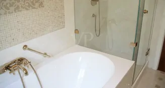 von_poll_real_estate_property_NI029_image_24