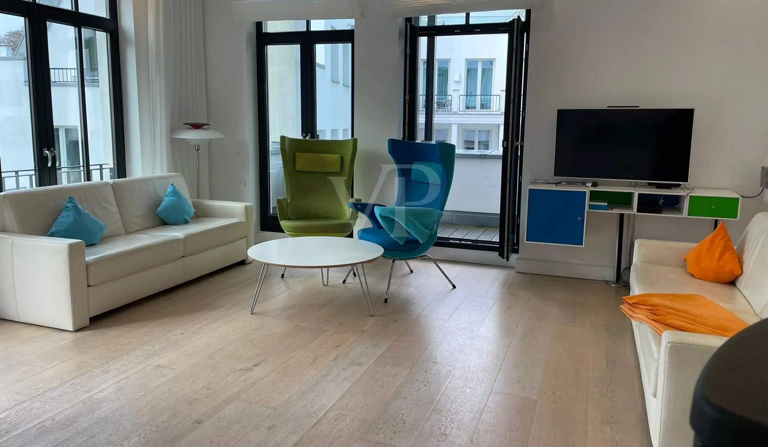 Appartement mit Meerblick und Möglichkeit zum VIP-Zugang zum Sky-Schwimmbad