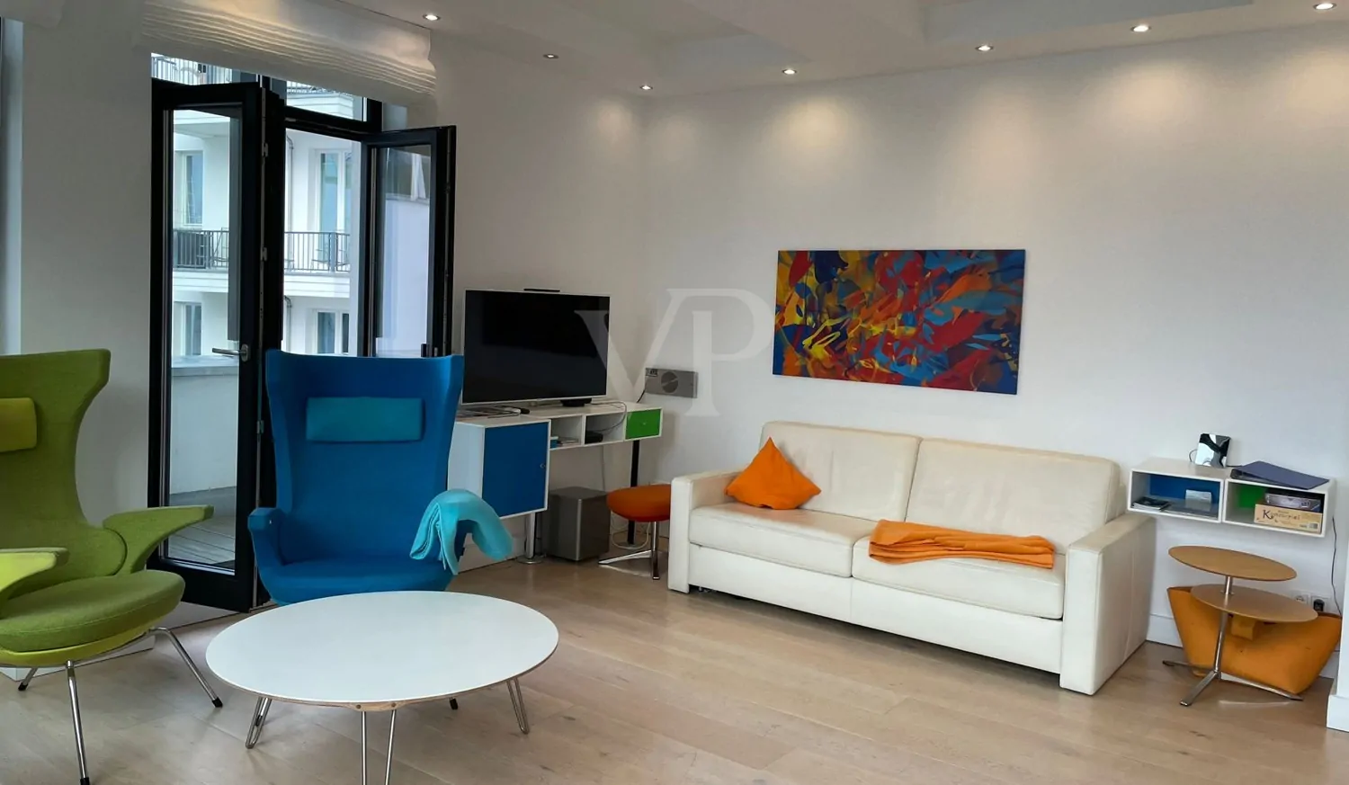 Appartement mit Meerblick und Möglichkeit zum VIP-Zugang zum Sky-Schwimmbad