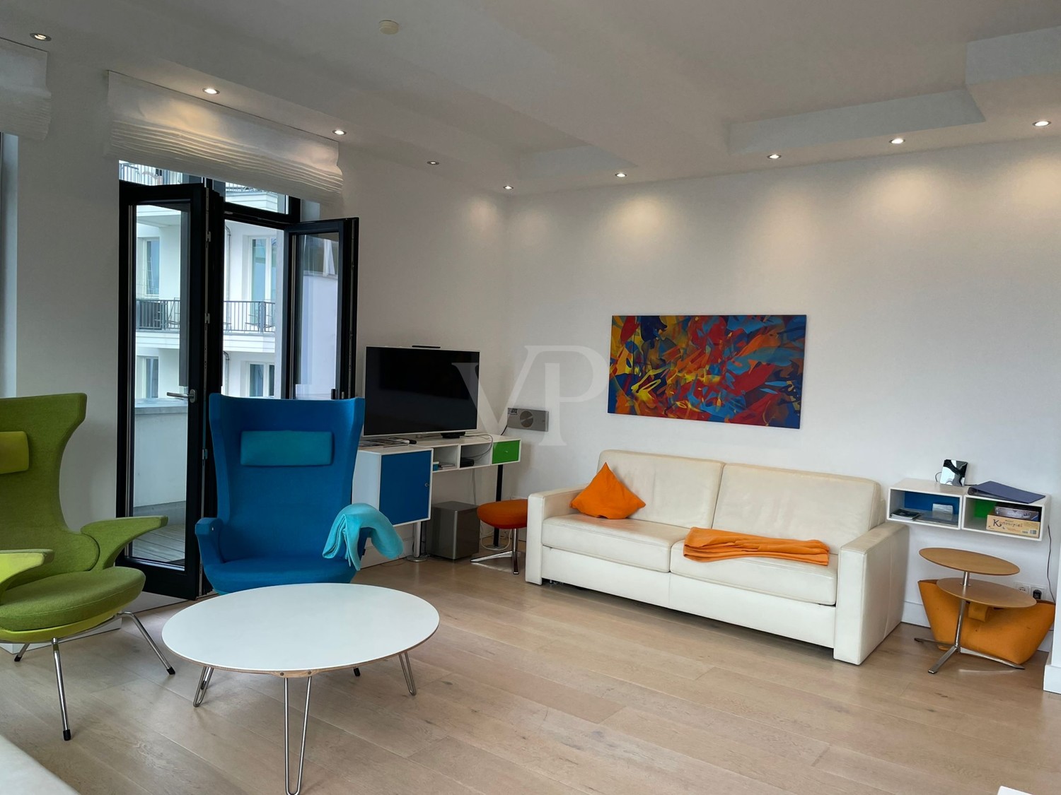 Appartement mit Meerblick und Möglichkeit zum VIP-Zugang zum Sky-Schwimmbad