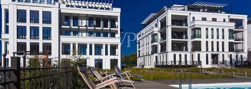 Appartement mit Meerblick und Möglichkeit zum VIP-Zugang zum Sky-Schwimmbad
