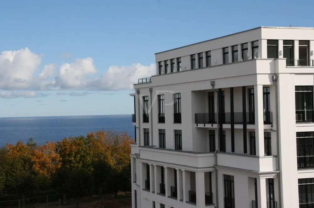 Appartement mit Meerblick und Möglichkeit zum VIP-Zugang zum Sky-Schwimmbad