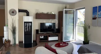 von_poll_real_estate_property_CX607_image_12