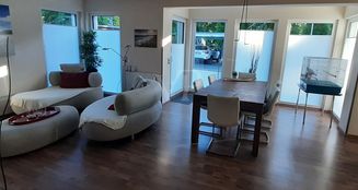 von_poll_real_estate_property_CX607_image_13