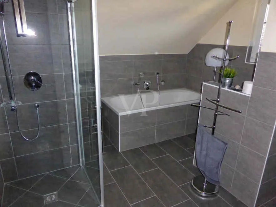 Badezimmer im Obergeschoss