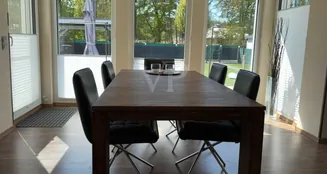 von_poll_real_estate_property_CX607_image_10