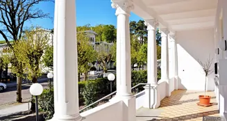 von_poll_real_estate_property_QT187_image_7