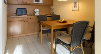 von_poll_real_estate_property_QT187_image_15