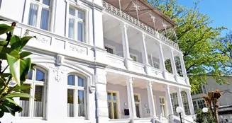 von_poll_real_estate_property_QT187_image_5