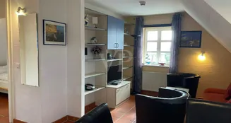 von_poll_real_estate_property_LJ053_image_4