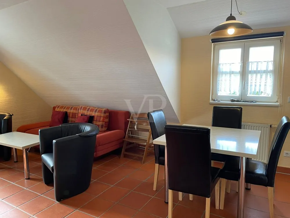 Appartement mansardé confortable de 2 pièces donnant sur la mer Baltique avec toutes les commodités