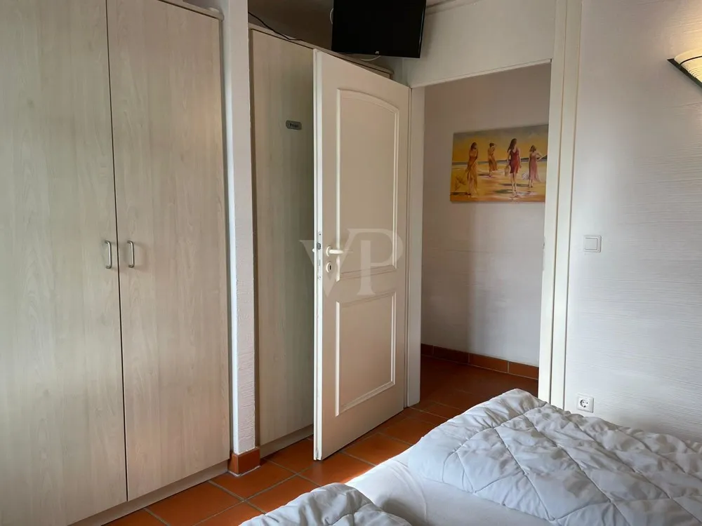Appartement mansardé confortable de 2 pièces donnant sur la mer Baltique avec toutes les commodités