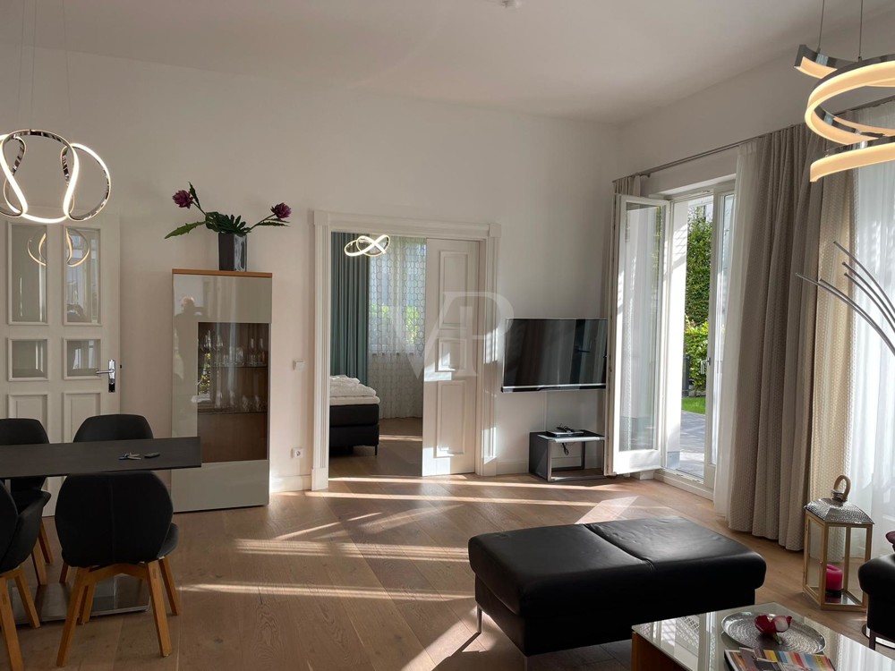 Haus FIRST Sellin: Ein exklusives Appartement in bester Lage mit Innenpool und Dachterrassen-SPA