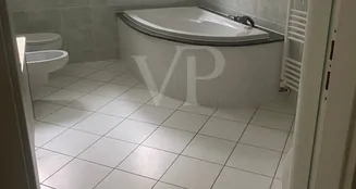 von_poll_real_estate_property_QC304_image_16