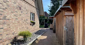 von_poll_real_estate_property_WS080_image_10