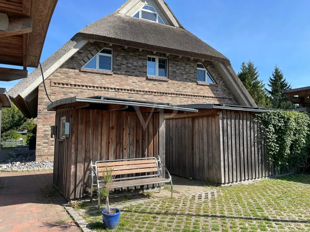 Maison bifamiliale dans un emplacement fantastique au bord du lac Neuensien