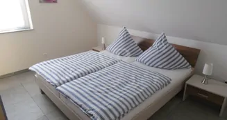 von_poll_real_estate_property_PM149_image_16