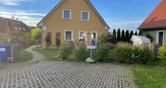 von_poll_real_estate_property_ZC900_image_2