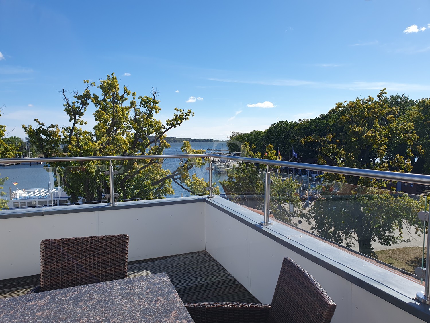 Penthouse mit Meerblick in Hafenresidenz Lauterbach