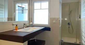von_poll_real_estate_property_TA304_image_25