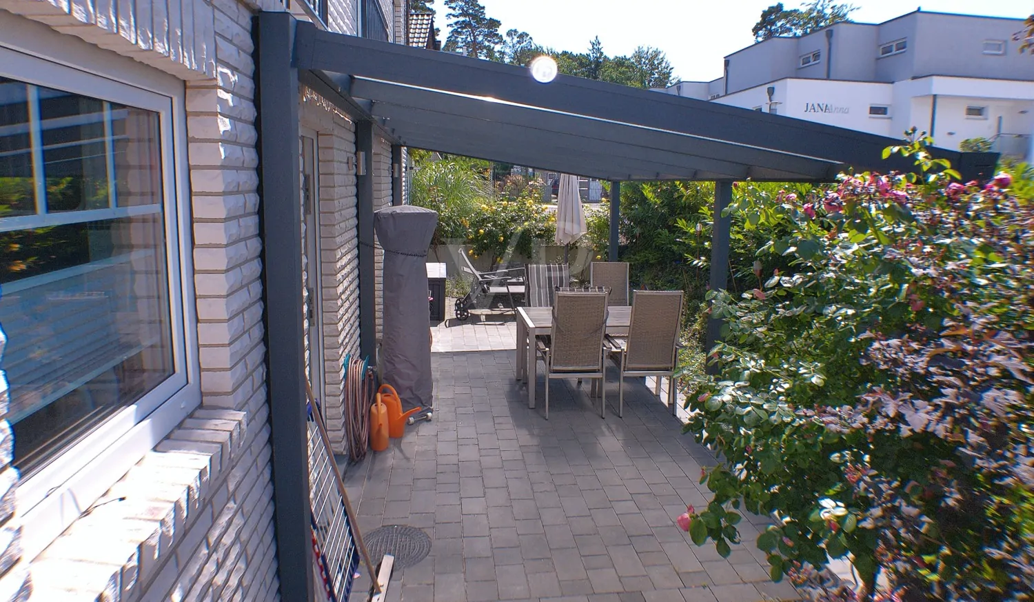 Highlight: Haus,- oder Einzelerwerb von Wohnungen in Villa in Strandnähe - top Ferienvermietung