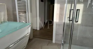 von_poll_real_estate_property_GB059_image_21